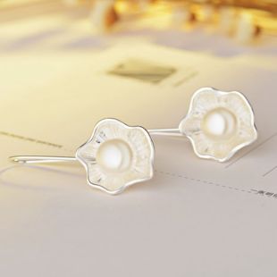  Pearls Flower Stud Earrings