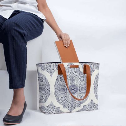 Explorations In Ink Symmetry Fatty Tote Bag