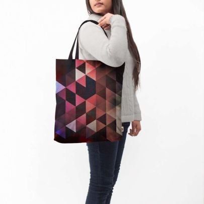 Gyyn Tydyy Hrxtl Basic Tote Bag