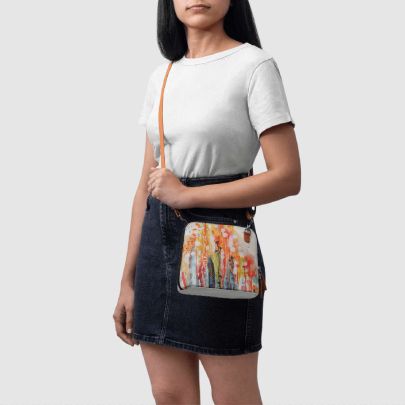Petit Jardin 1 - Trapeze Crossbody Bag