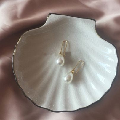 Pearl Shell Earring