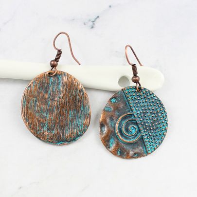 Vintage Charm Wavy Polka Earring
