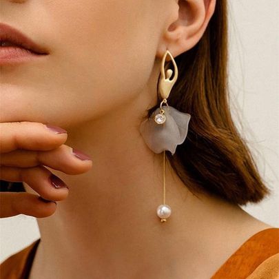 Ballet Dancing Girls Earring