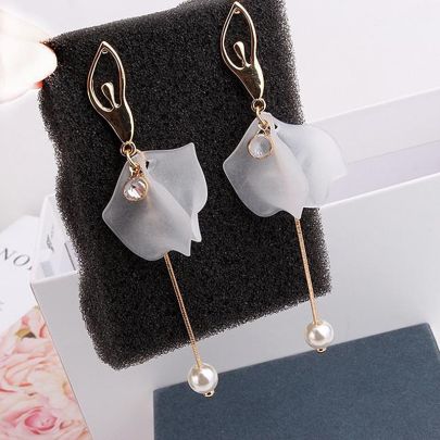 Ballet Dancing Girls Earring
