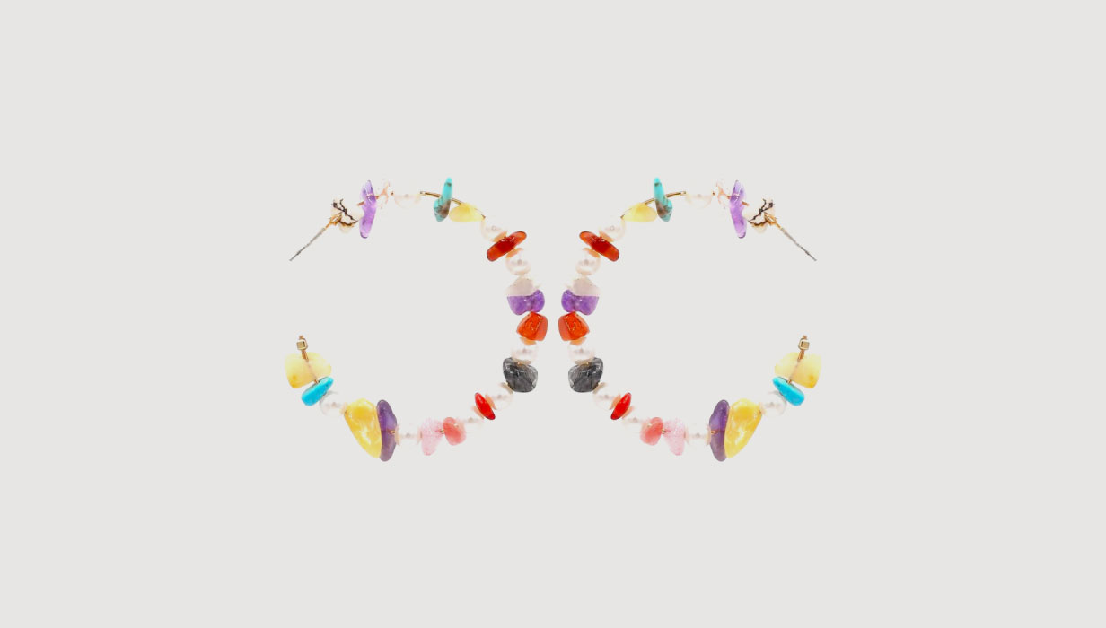 How To Coordinate Perfect Earrings With Your Outfit